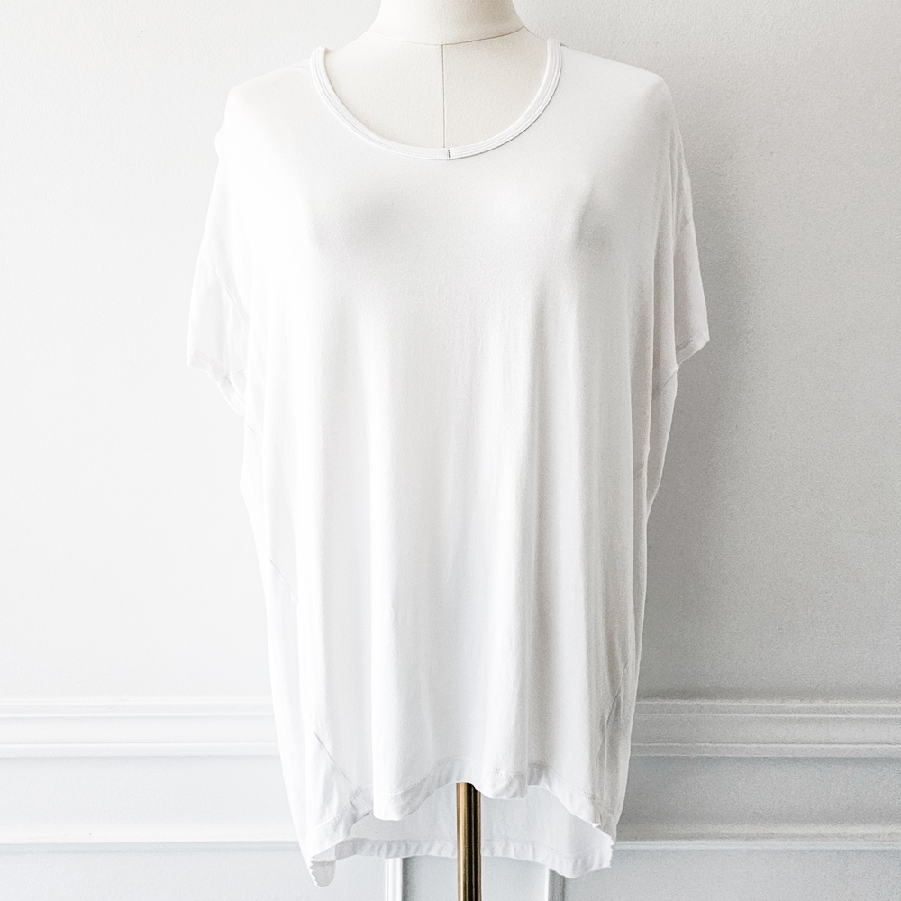 Cove Women's White V-Neck Top - Picture 2 of 6